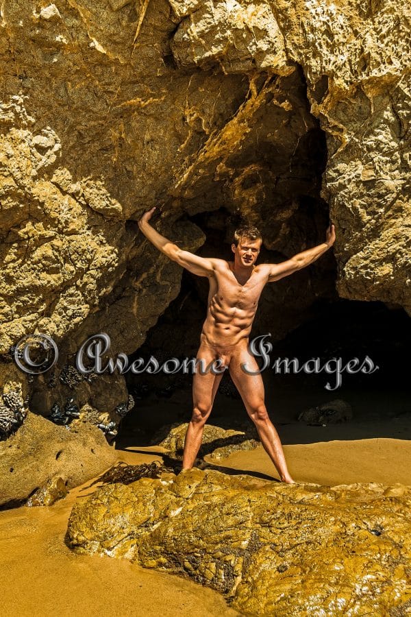 MATTHEW A. C -  Image 03
